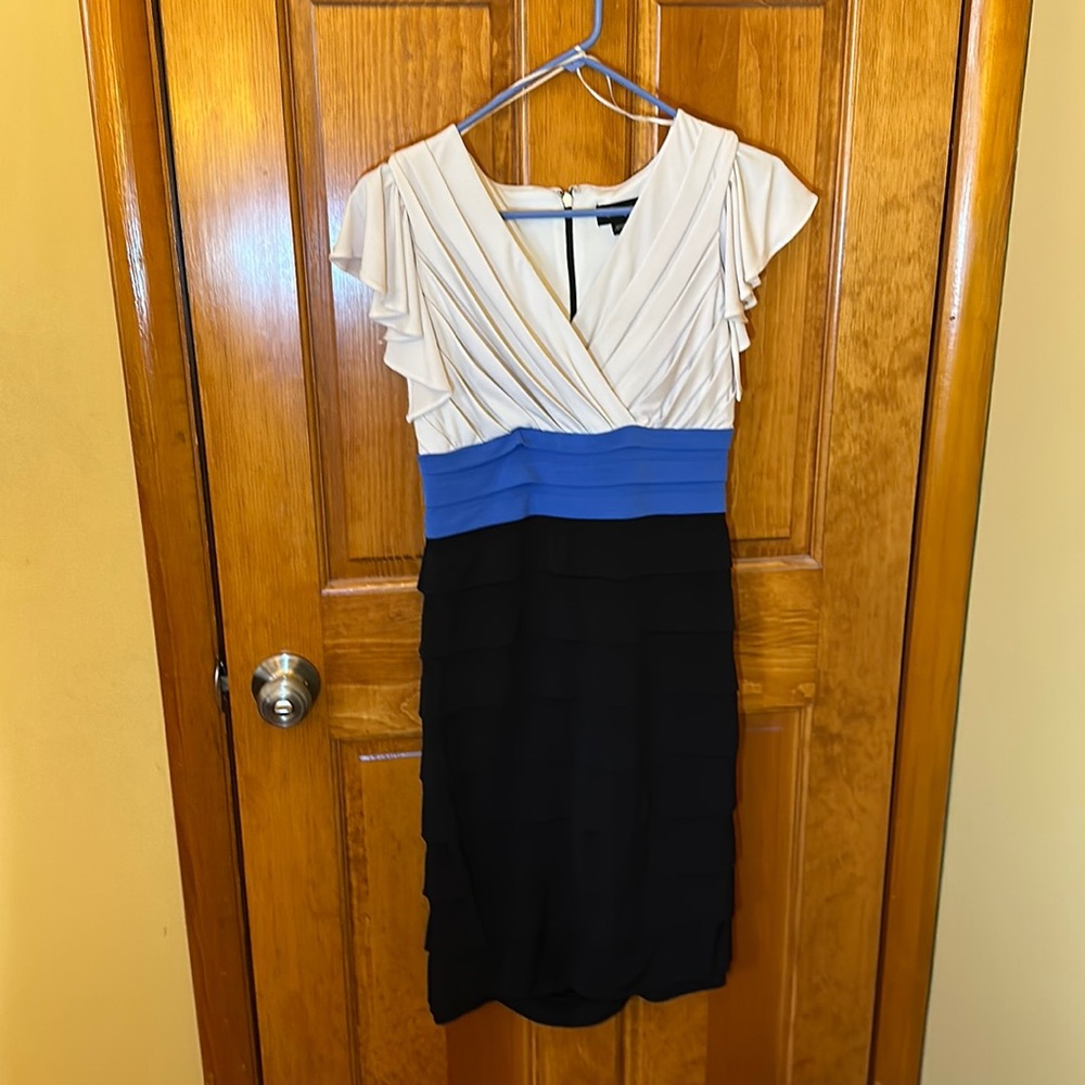 Chaya size 4 blue, white, and black dress